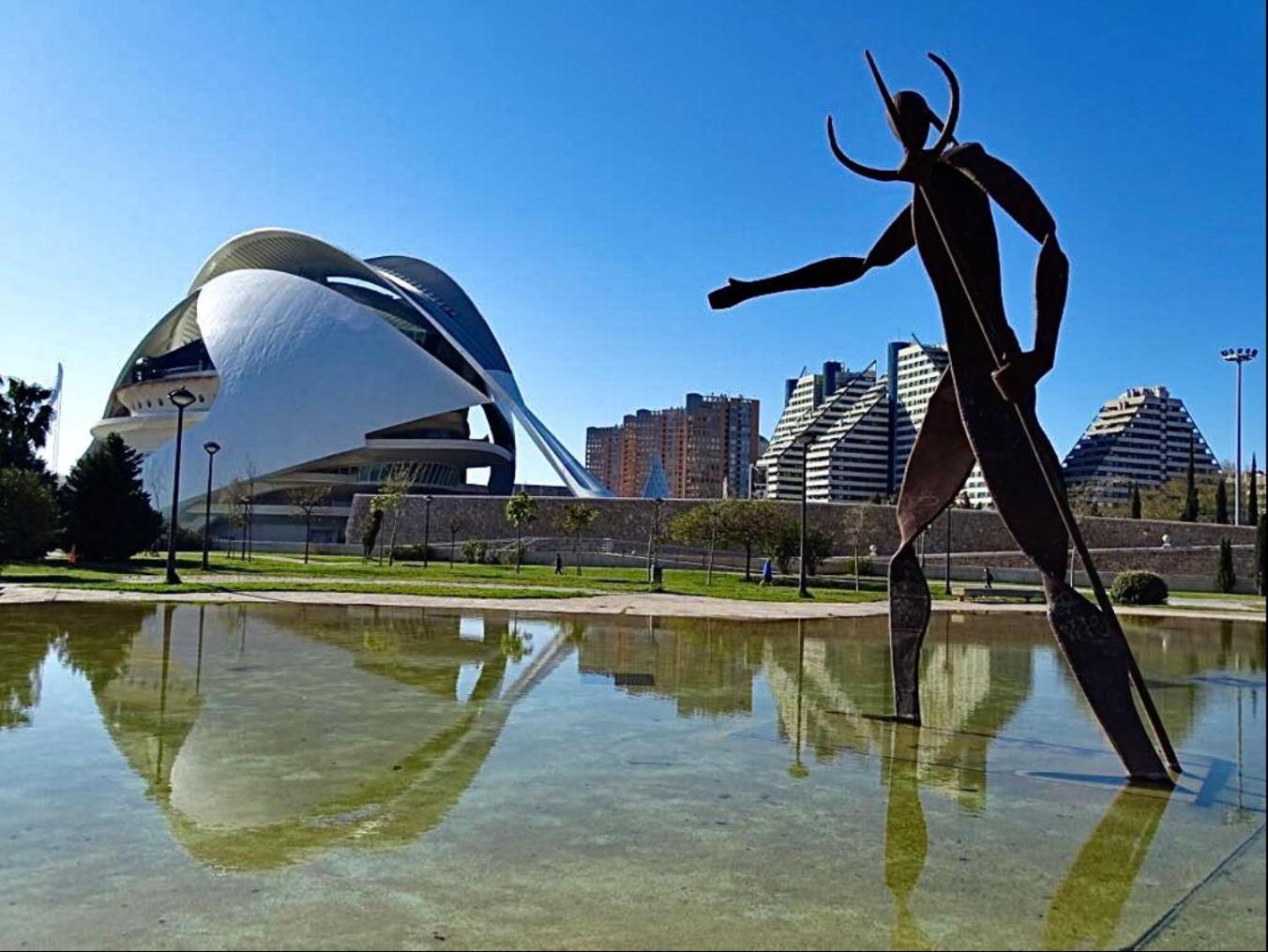 Jl Ciudad De Las Artes Apartment Valencia Bagian luar foto